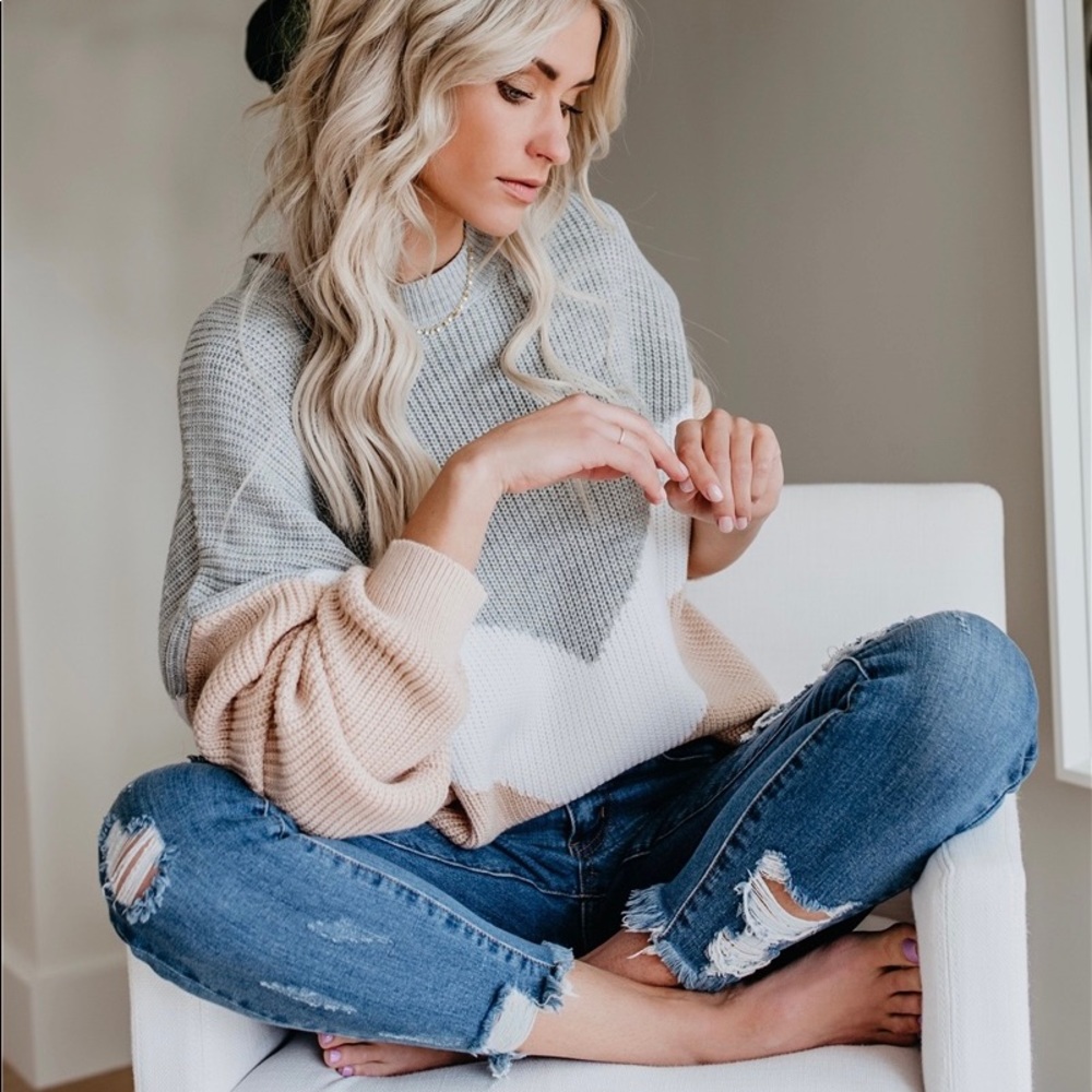 Knitted Grey